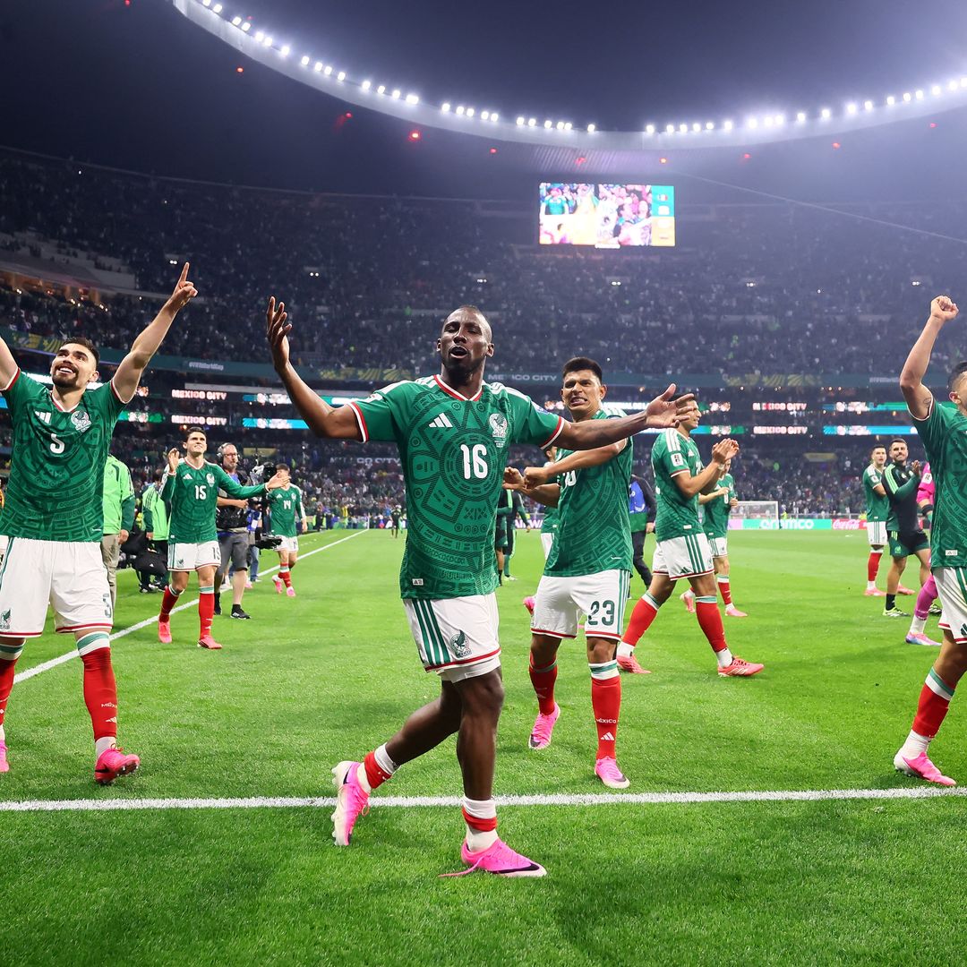 Orbelín Pineda, Jesús Gallardo, Johan Vásquez y Julián Quiñones de México celebran. Foto: Cuartoscuro